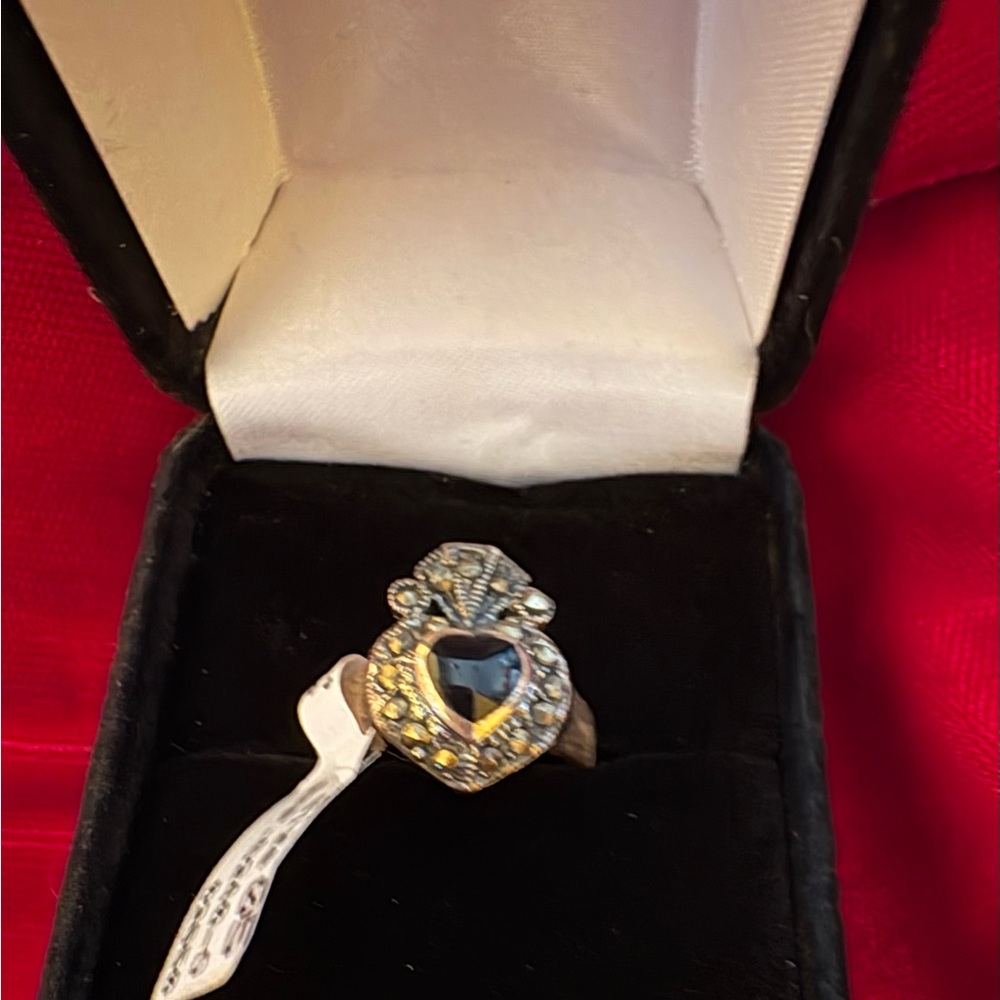 Sterling Silver 925 Victorian Style Black Onyx Ring. Size 5